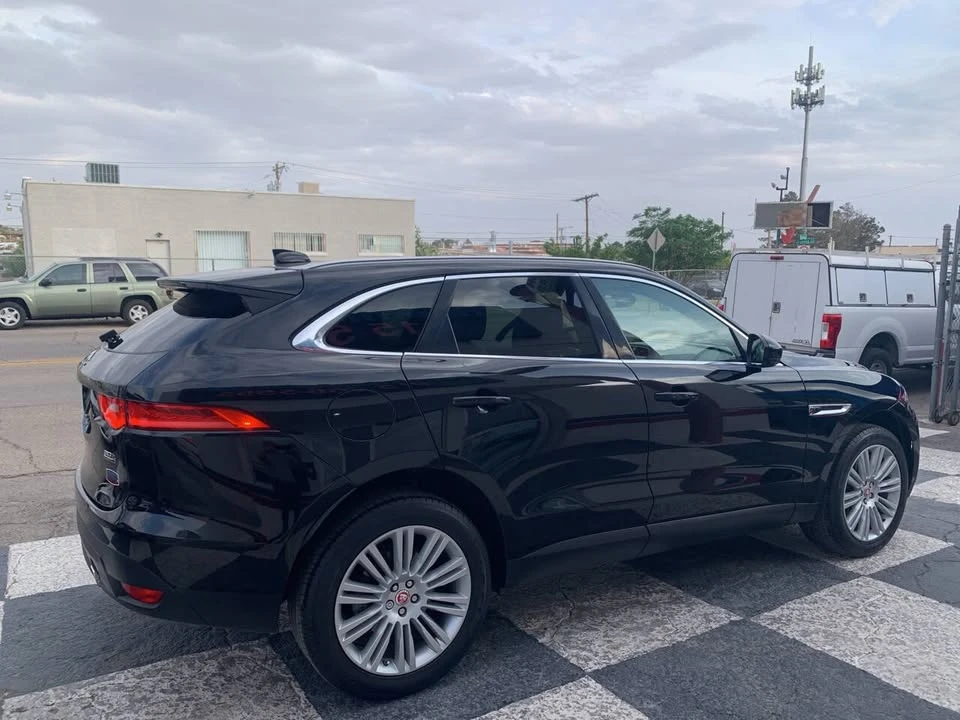 2019 Jaguar F-Pace - Image 6 of 20