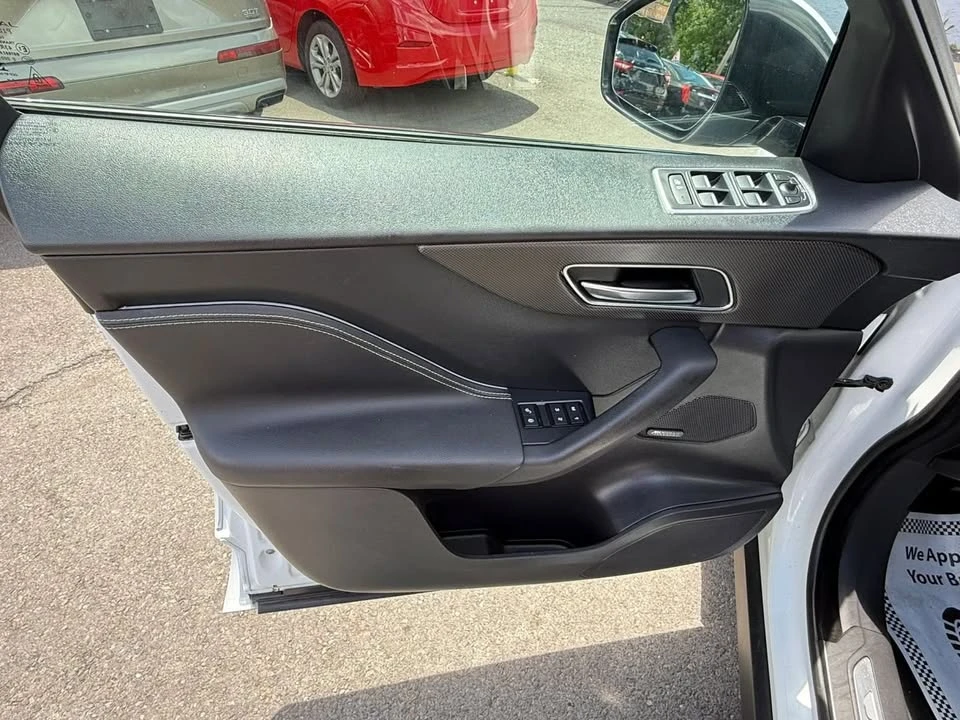 2019 Jaguar F-Pace - Image 12 of 19