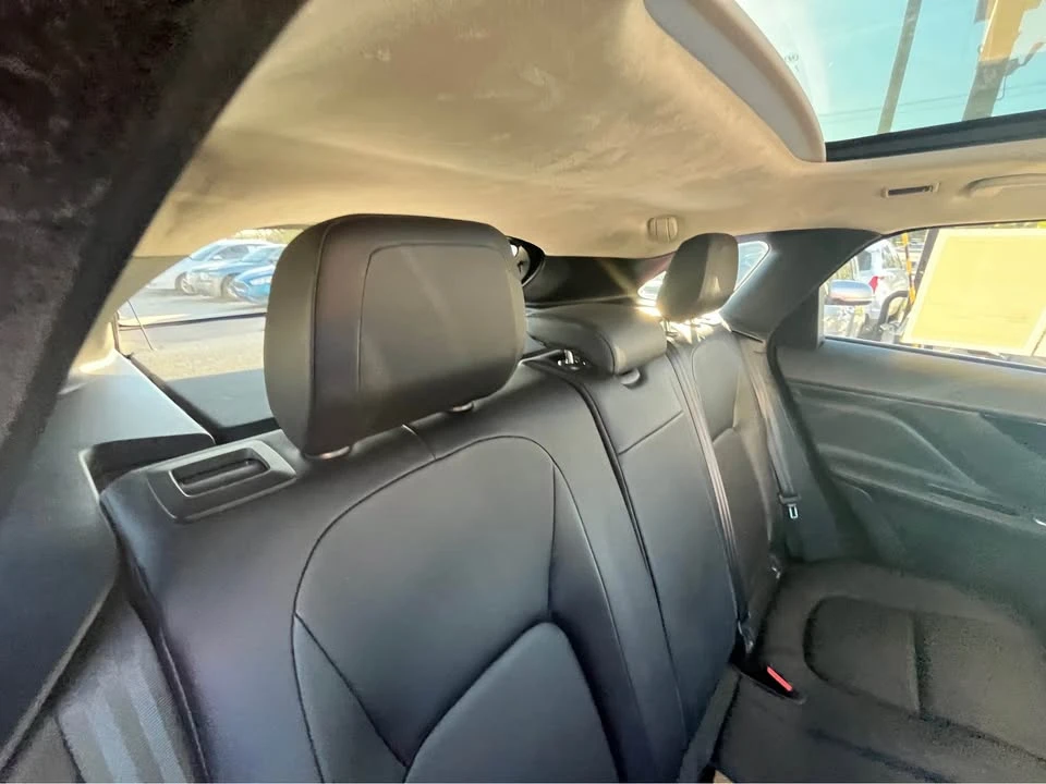 2019 Jaguar F-Pace - Image 11 of 15