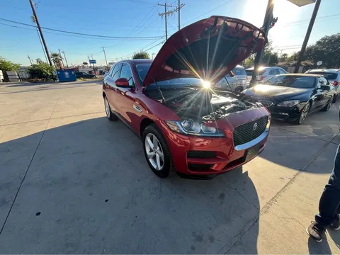 2019 Jaguar F-PACE 20d Premium Sport Utility 4D