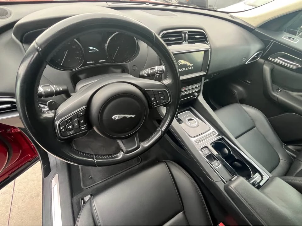 2019 Jaguar F-Pace - Image 17 of 17