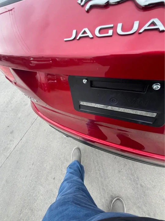 2019 Jaguar F-Pace - Image 12 of 17