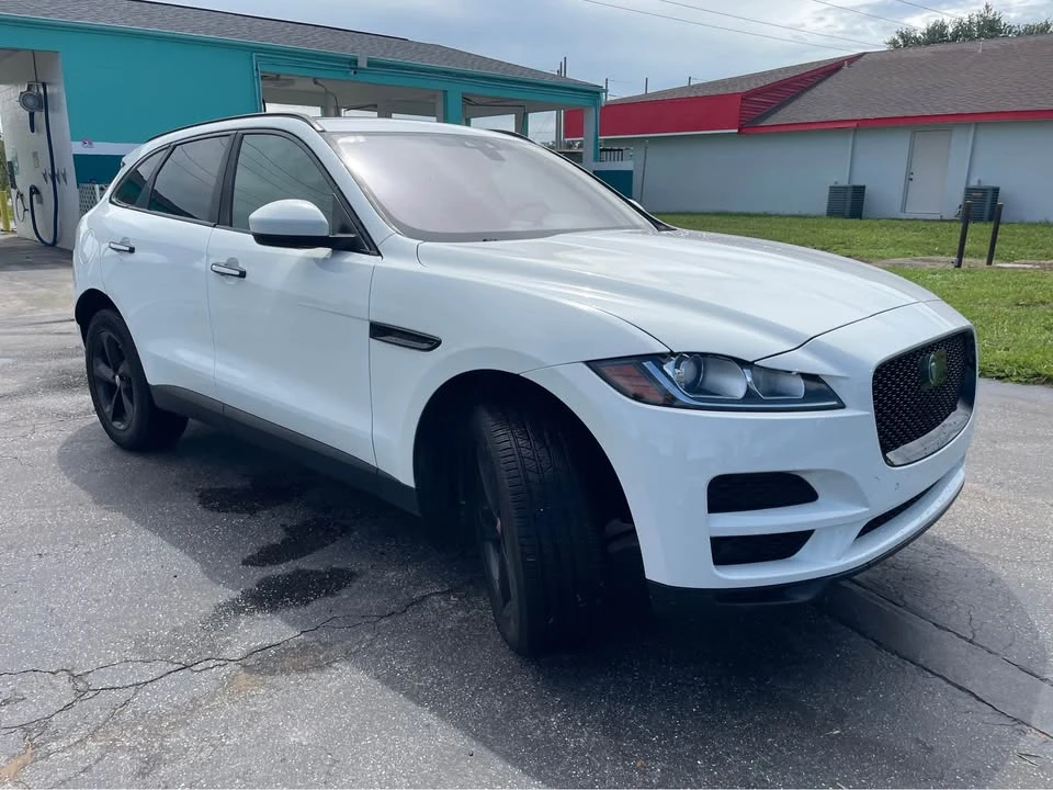 2019 Jaguar F-Pace - Image 7 of 18