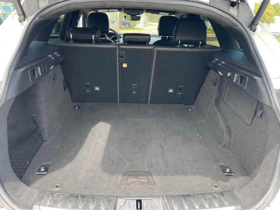 2019 Jaguar F-Pace - Image 12 of 18
