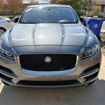 2019 Jaguar F-PACE 20d Premium Sport Utility 4D