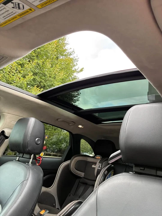 2019 Jaguar F-Pace - Image 4 of 4