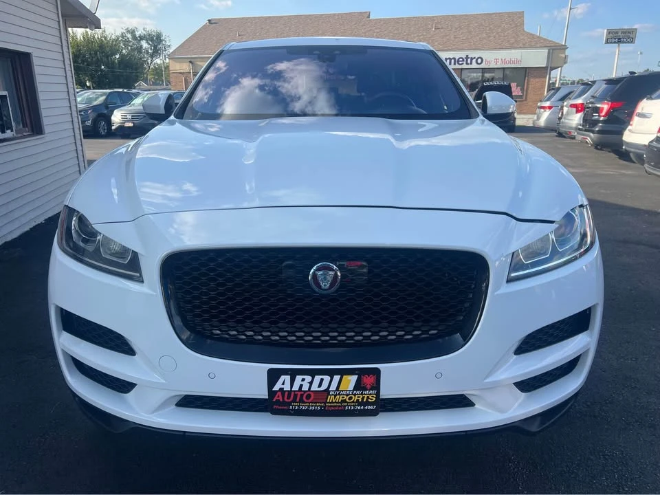 2019 Jaguar F-Pace - Image 2 of 20