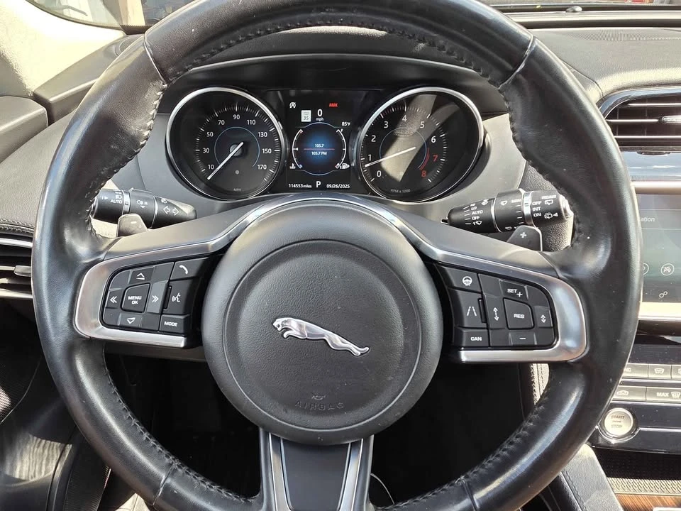 2019 Jaguar F-Pace - Image 11 of 18