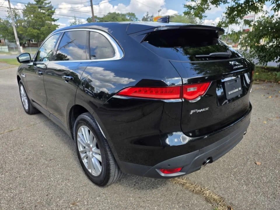 2019 Jaguar F-Pace - Image 3 of 18