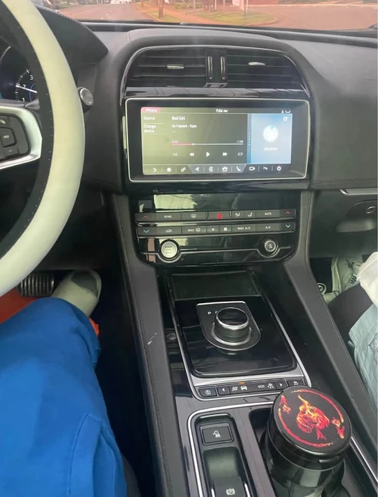 2019 Jaguar F-Pace SVR - Image 8 of 8