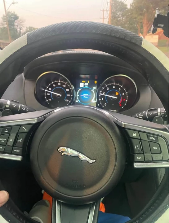 2019 Jaguar F-Pace SVR - Image 7 of 8