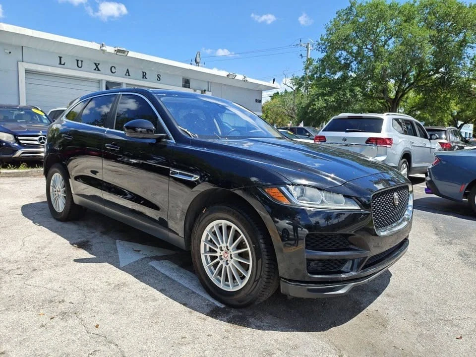 2019 Jaguar F-Pace - Image 10 of 20
