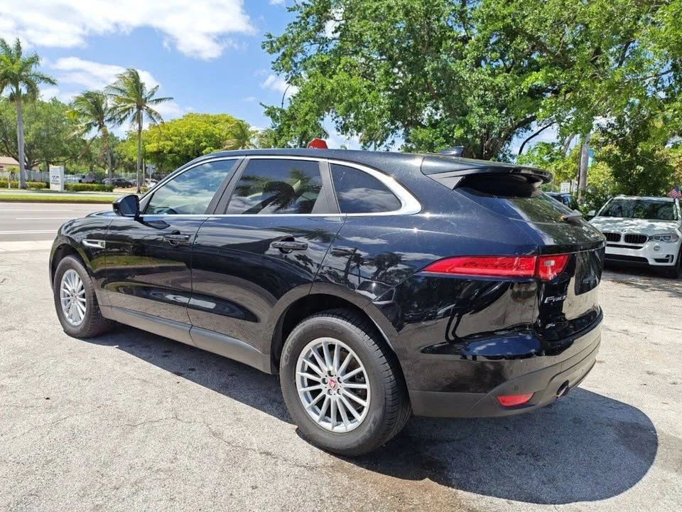 2019 Jaguar F-Pace - Image 3 of 20