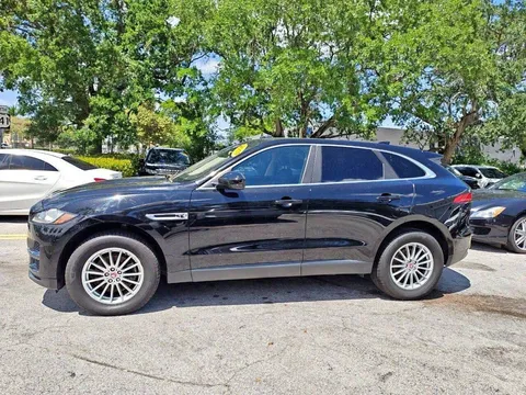 2019 Jaguar F-PACE 25t 4dr SUV
