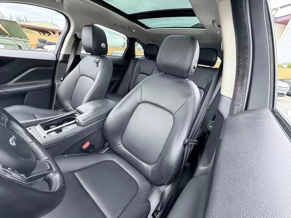 2019 Jaguar F-Pace - Image 17 of 19