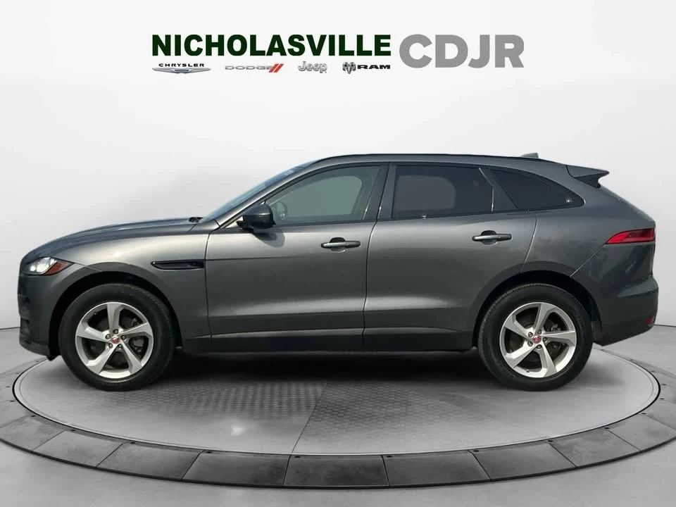 2019 Jaguar F-Pace - Image 2 of 8