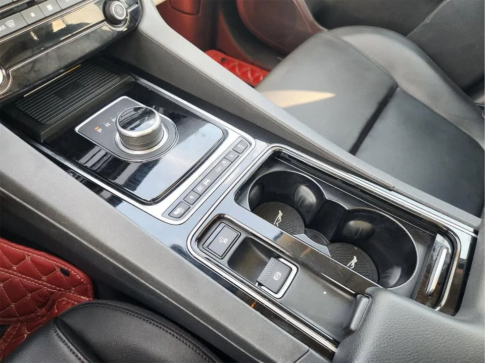 2019 Jaguar F-Pace - Image 19 of 20
