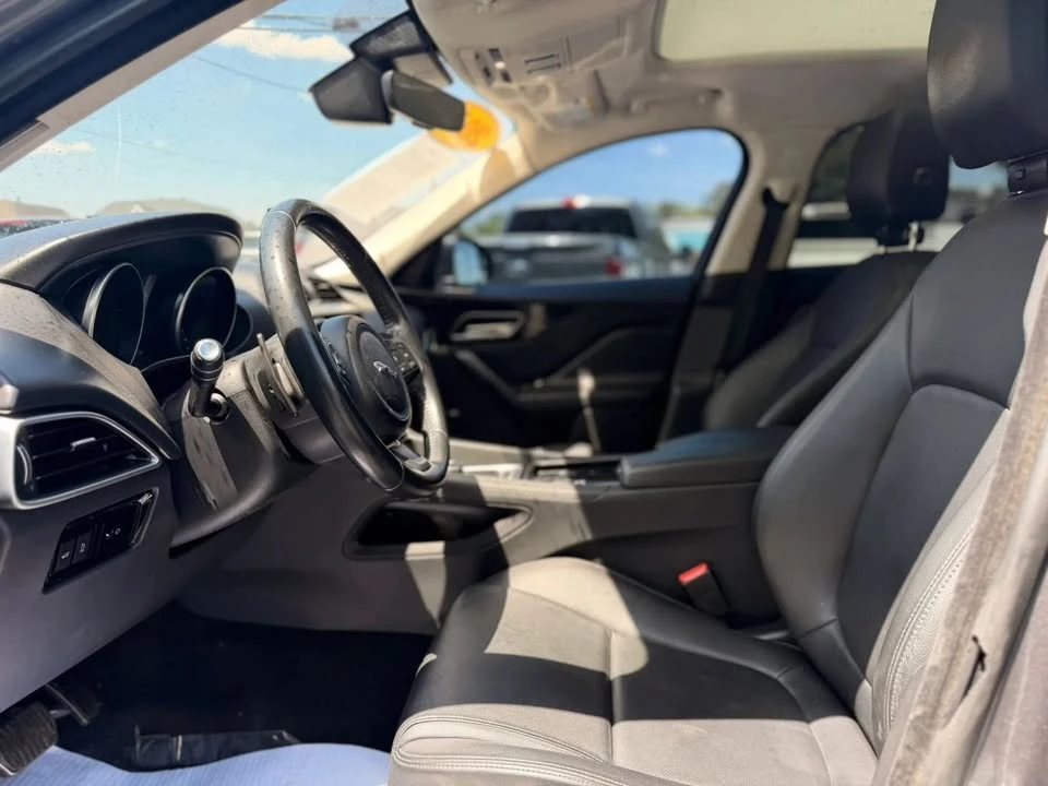 2019 Jaguar F-Pace - Image 16 of 20