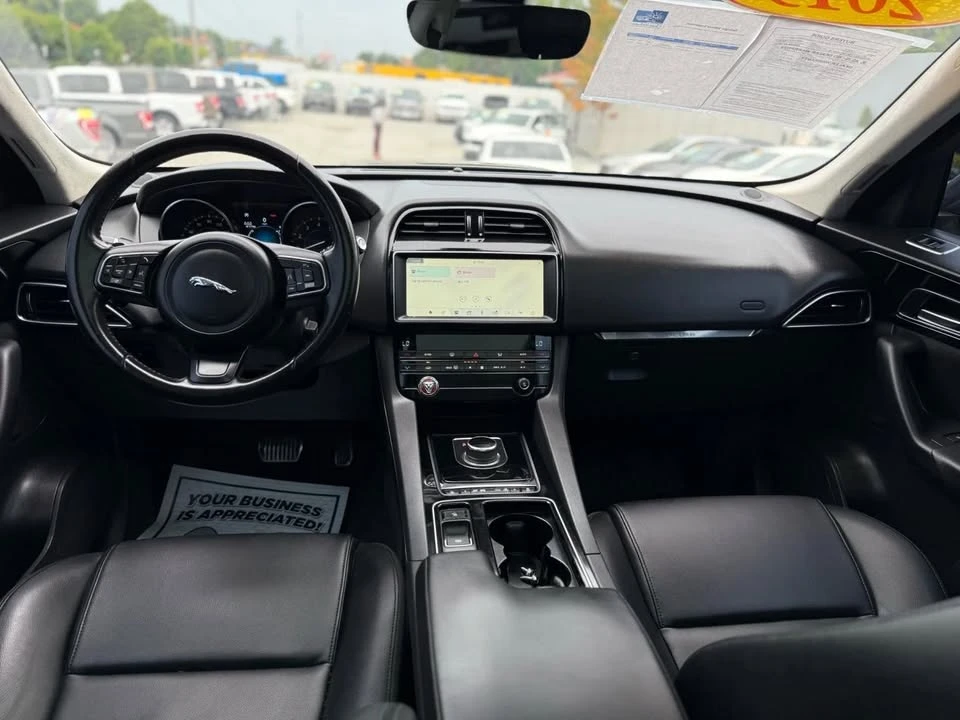 2019 Jaguar F-Pace - Image 12 of 20