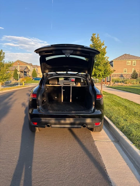 2019 Jaguar F-Pace - Image 7 of 12