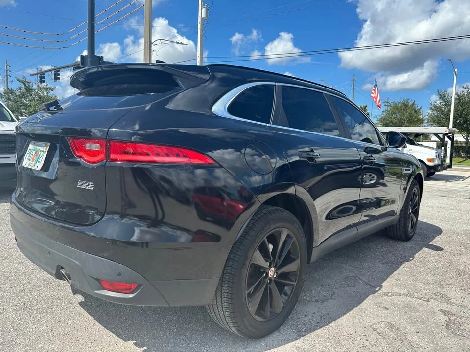 2019 Jaguar F-Pace - Image 7 of 12