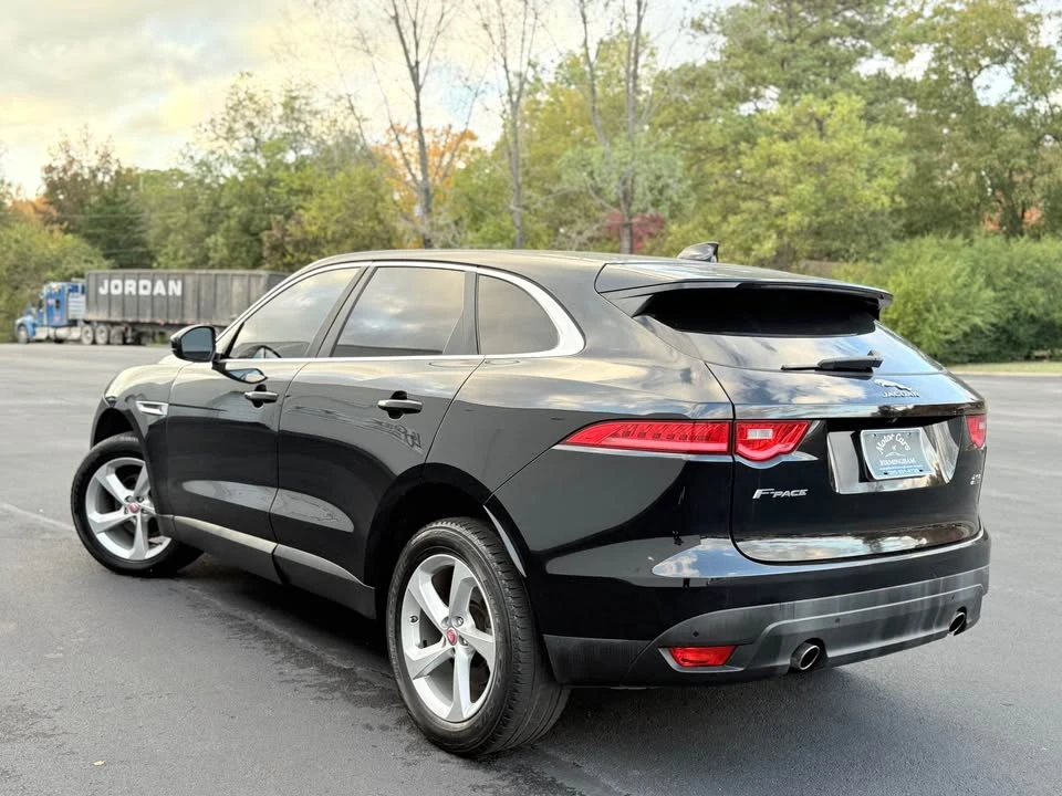 2019 Jaguar F-Pace - Image 5 of 18