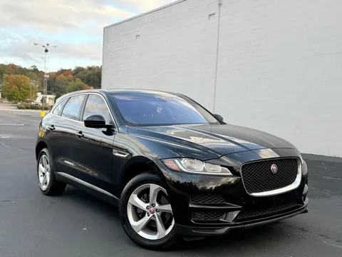 2019 Jaguar F-PACE 25t Premium Sport Utility 4D
