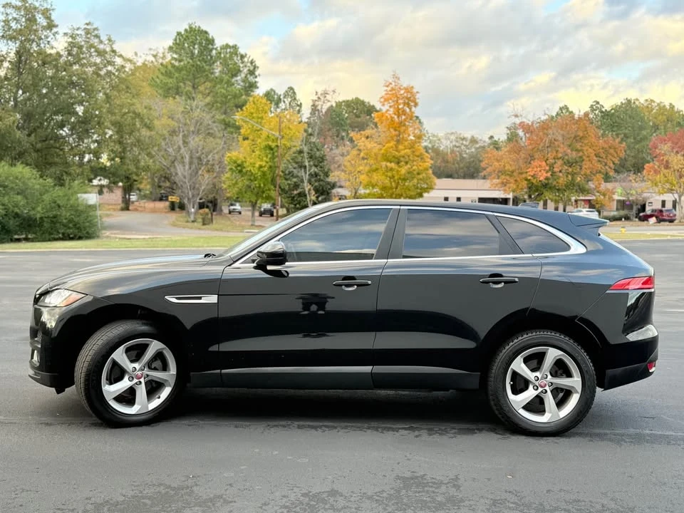 2019 Jaguar F-Pace - Image 6 of 18