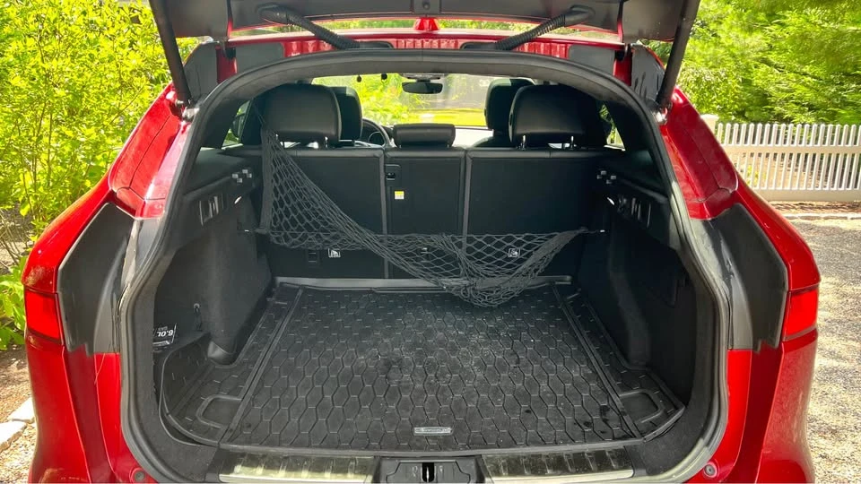 2019 Jaguar F-Pace - Image 6 of 7