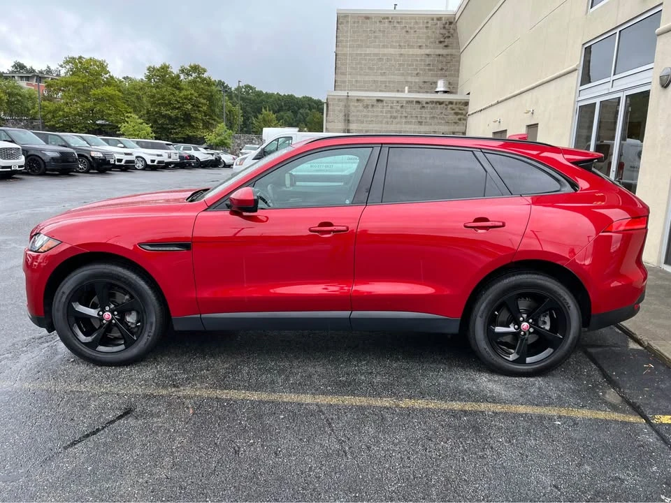 2019 Jaguar F-Pace - Image 2 of 7