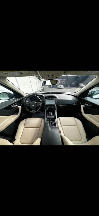 2019 Jaguar F-Pace - Image 7 of 15