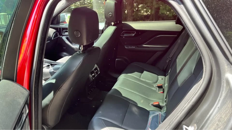 2019 Jaguar F-Pace - Image 7 of 7