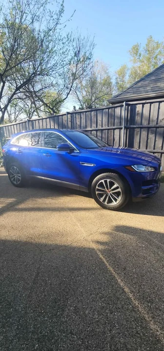2019 Jaguar F-Pace - Image 2 of 11