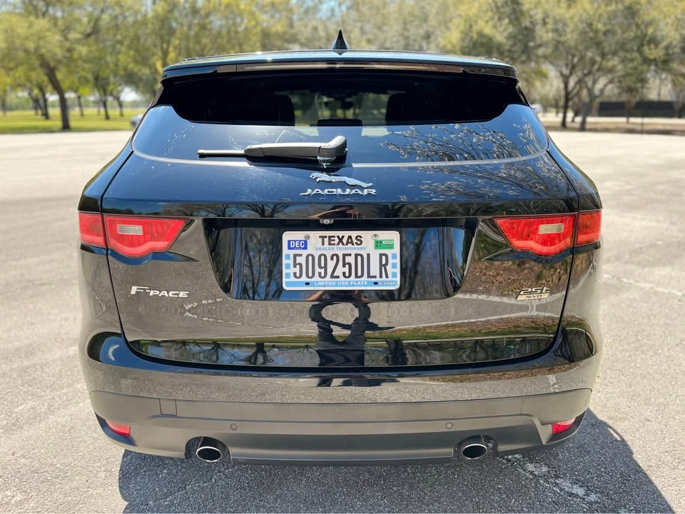 2019 Jaguar F-Pace - Image 5 of 19