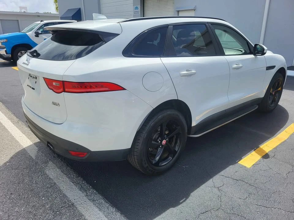 2019 Jaguar F-Pace - Image 4 of 12