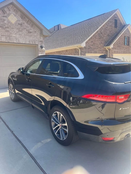 2019 Jaguar F-Pace - Image 2 of 6