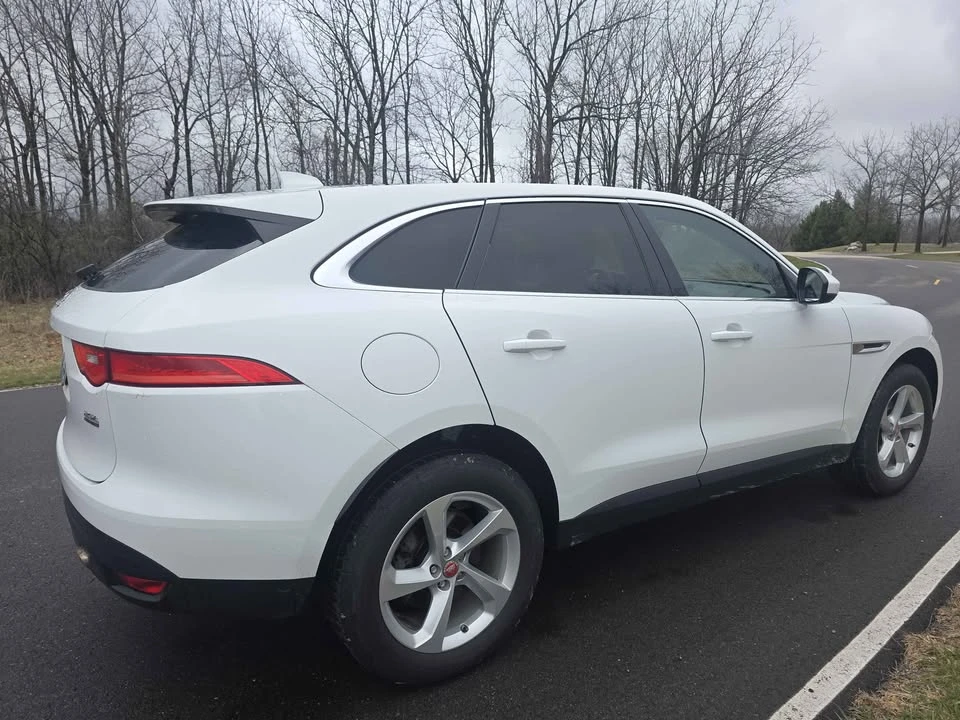 2019 Jaguar F-Pace - Image 10 of 20