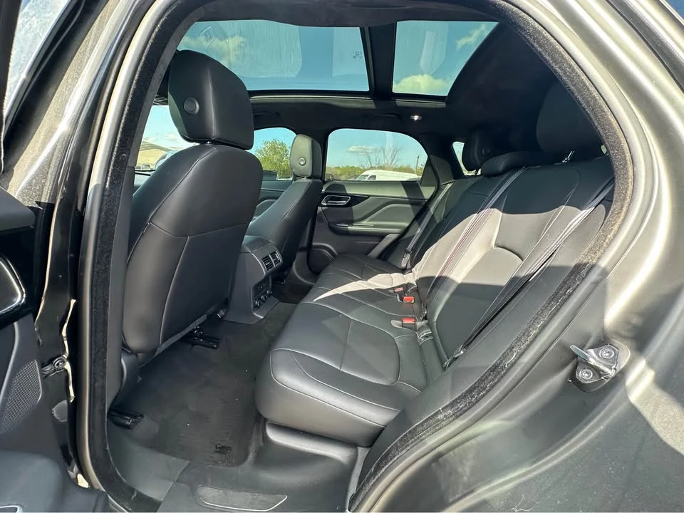 2019 Jaguar F-Pace - Image 6 of 13
