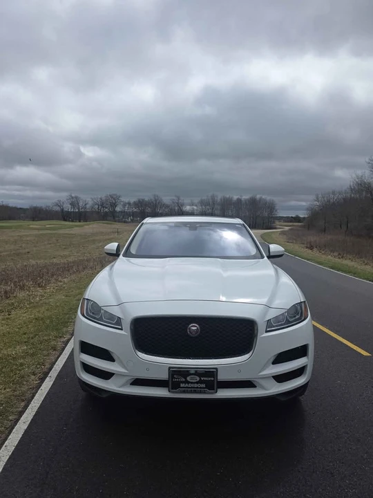 2019 Jaguar F-Pace - Image 6 of 20
