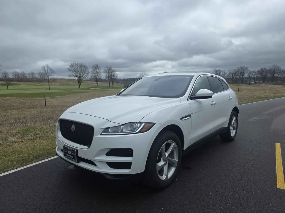 2019 Jaguar F-Pace - Image 5 of 20