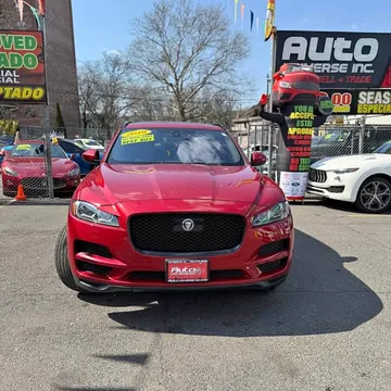 2019 Jaguar F-PACE 25t Premium Sport Utility 4D