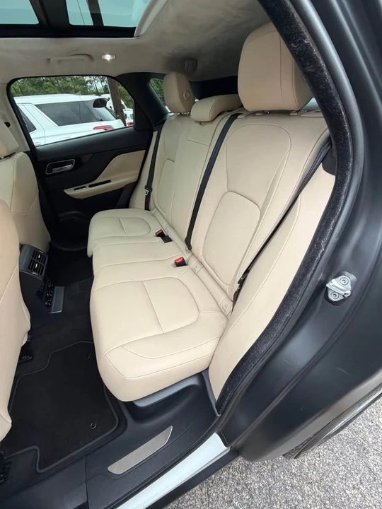 2019 Jaguar F-Pace - Image 19 of 20