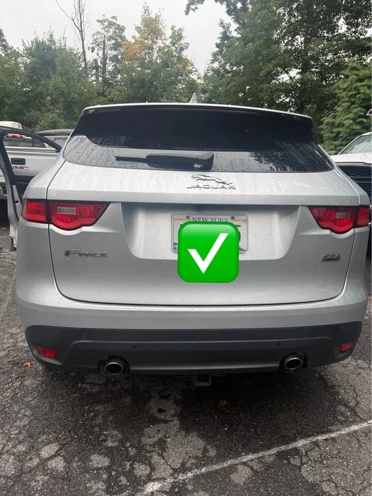 2019 Jaguar F-Pace - Image 2 of 2