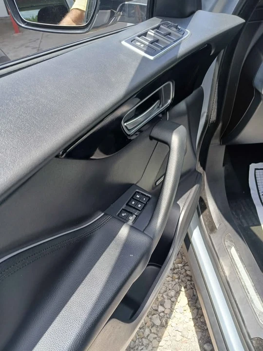 2019 Jaguar F-Pace - Image 16 of 16