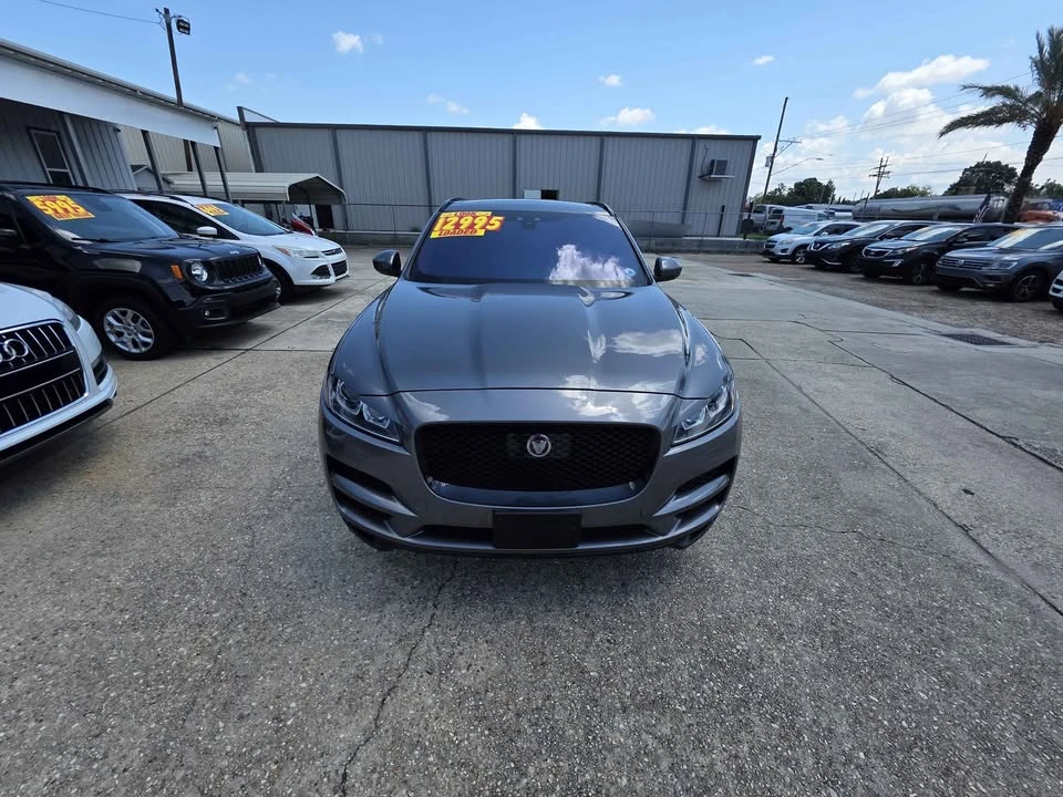2019 Jaguar F-Pace - Image 2 of 8