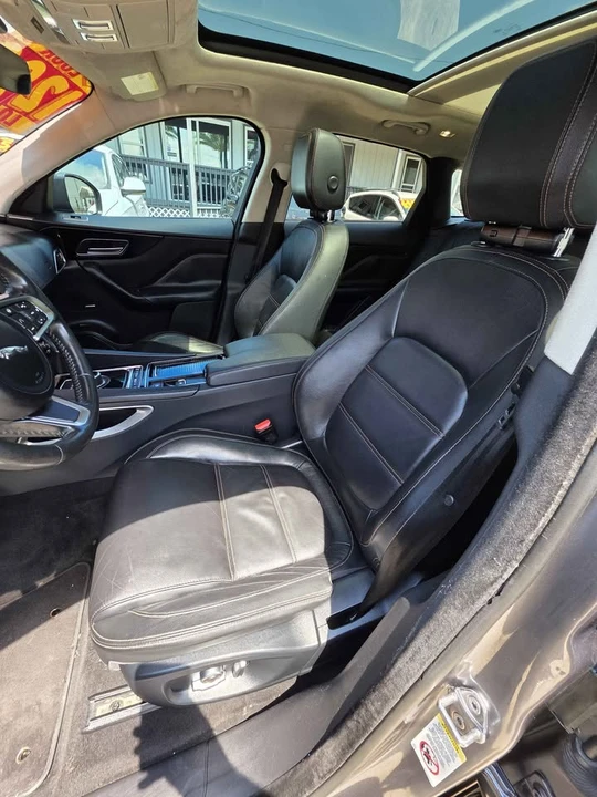 2019 Jaguar F-Pace - Image 5 of 8