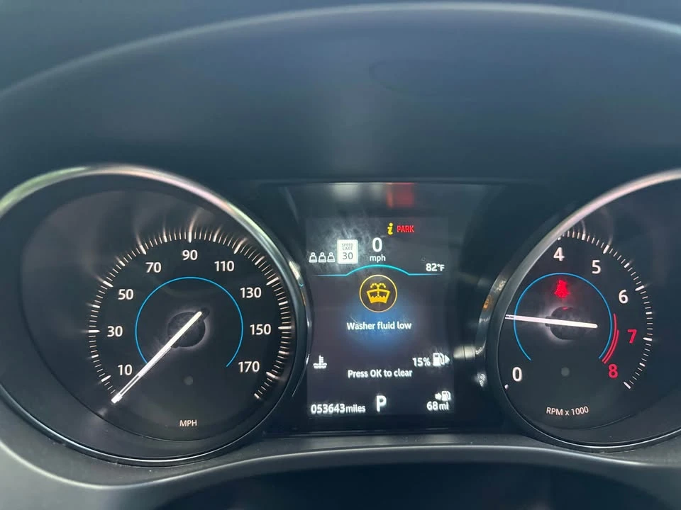 2019 Jaguar F-Pace - Image 16 of 20