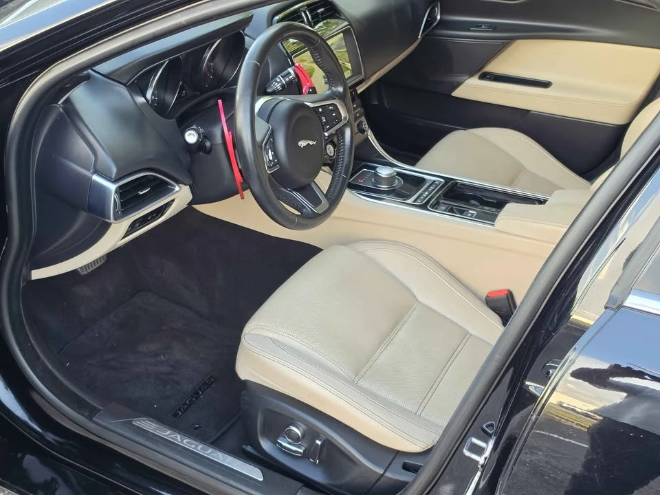 2019 Jaguar F-Pace - Image 5 of 20