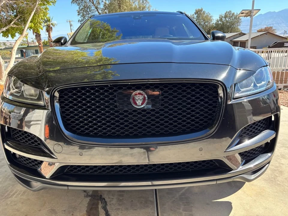 2019 Jaguar F-Pace - Image 10 of 18