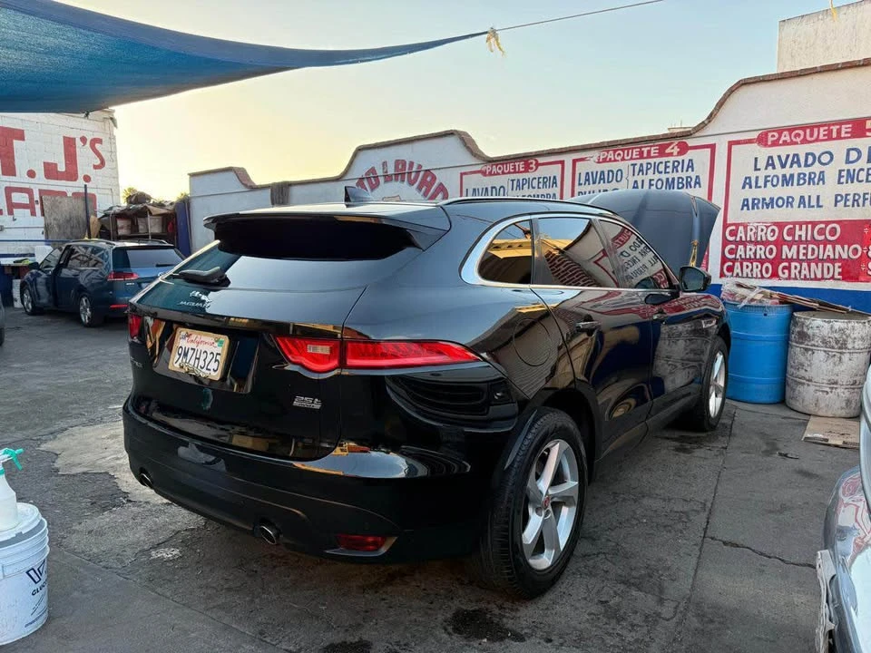 2019 Jaguar F-Pace - Image 2 of 12